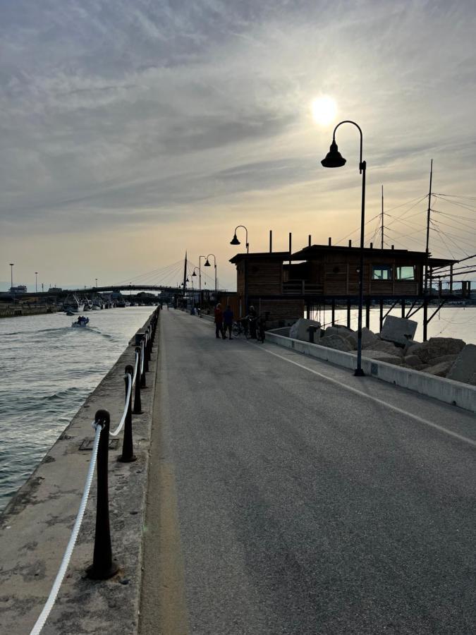 "Casa Incantevole" Fronte Mare Pescara - Appartamento Via Buozzi מראה חיצוני תמונה