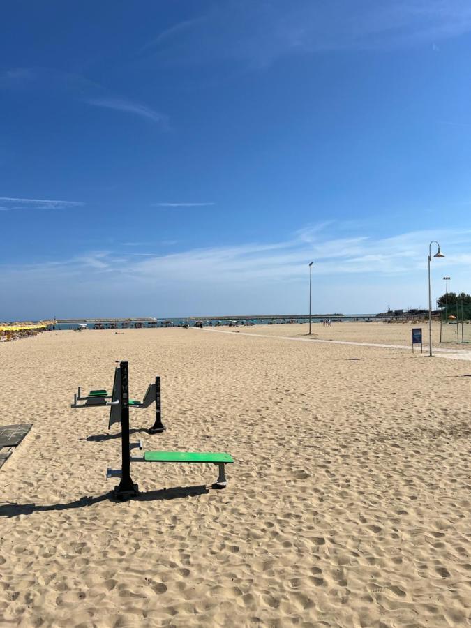 "Casa Incantevole" Fronte Mare Pescara - Appartamento Via Buozzi מראה חיצוני תמונה