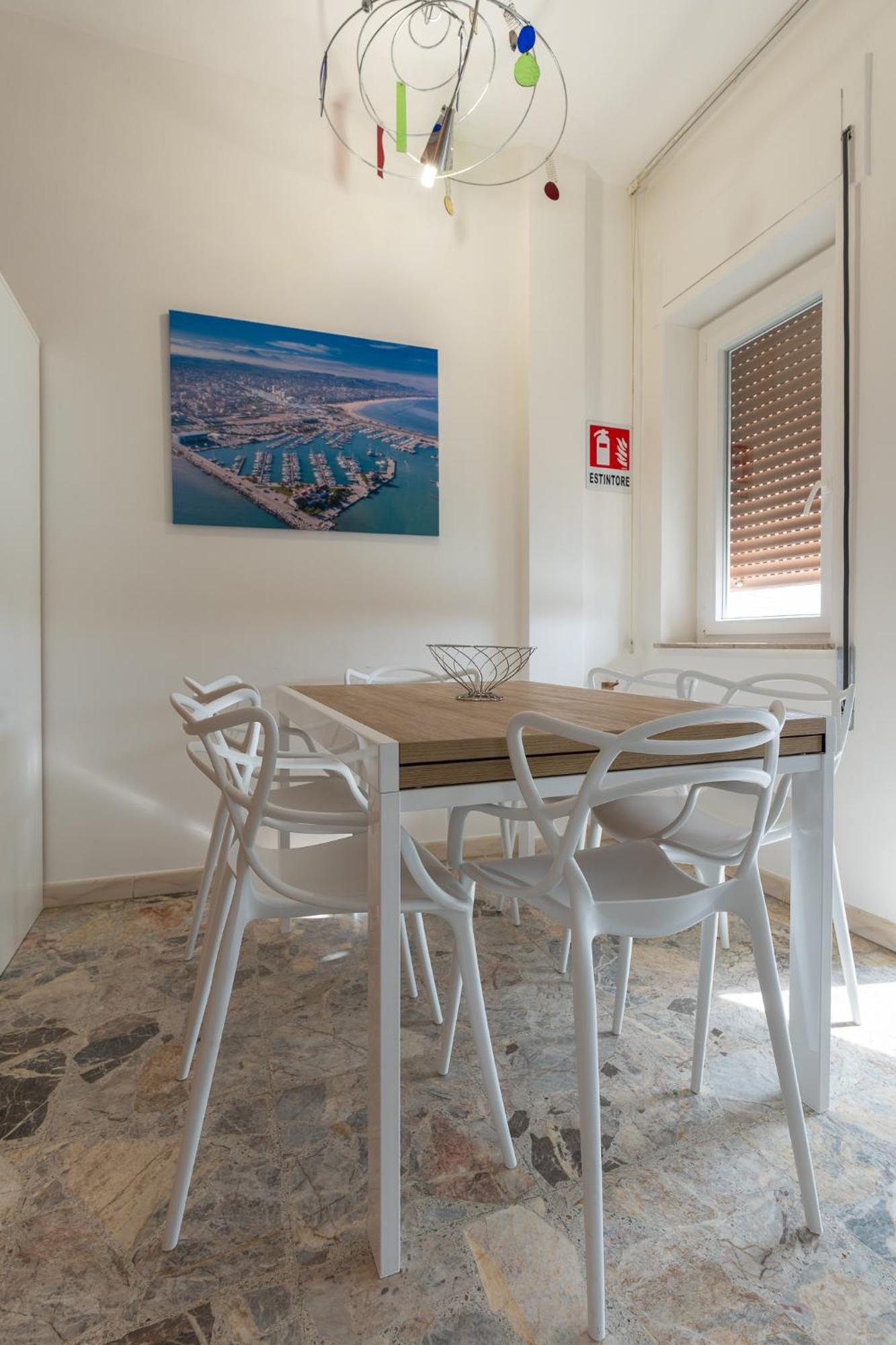 "Casa Incantevole" Fronte Mare Pescara - Appartamento Via Buozzi מראה חיצוני תמונה
