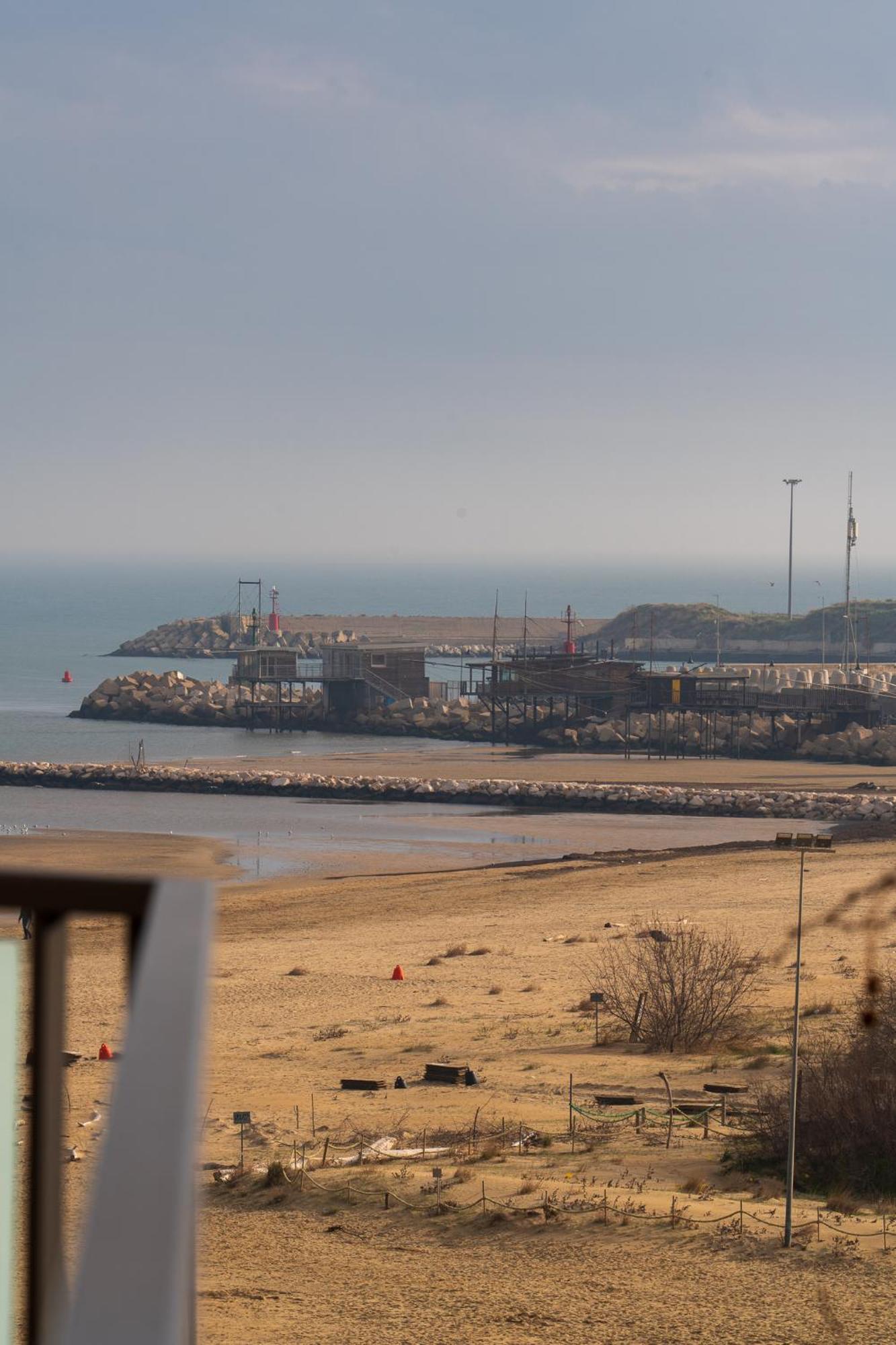 "Casa Incantevole" Fronte Mare Pescara - Appartamento Via Buozzi מראה חיצוני תמונה